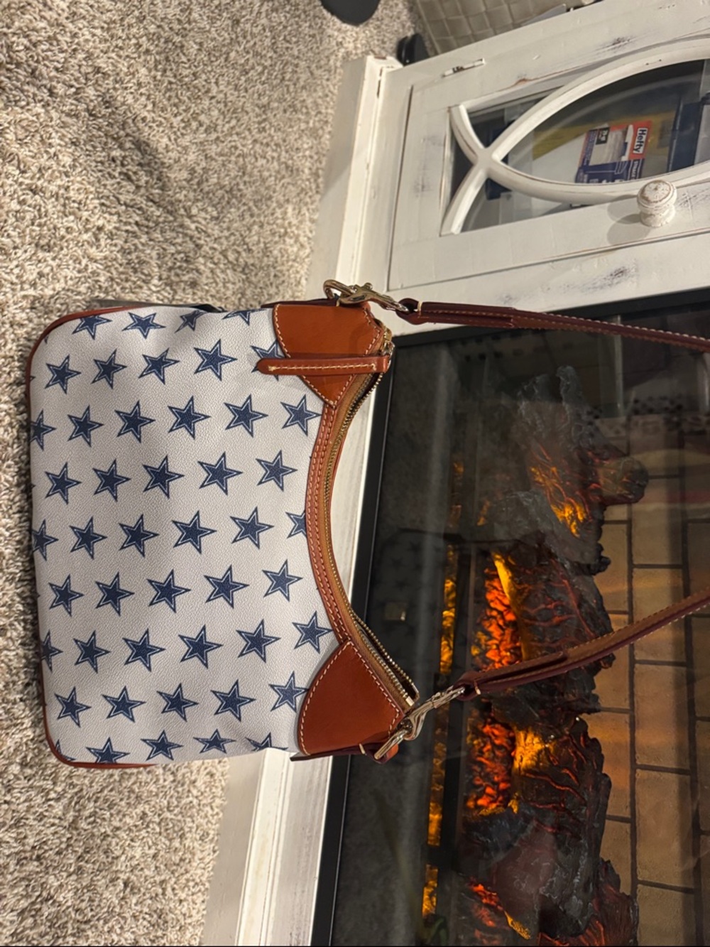 Dooney & Bourke: Dallas Cowboys Shoulder Bag - Picture 6 of 8
